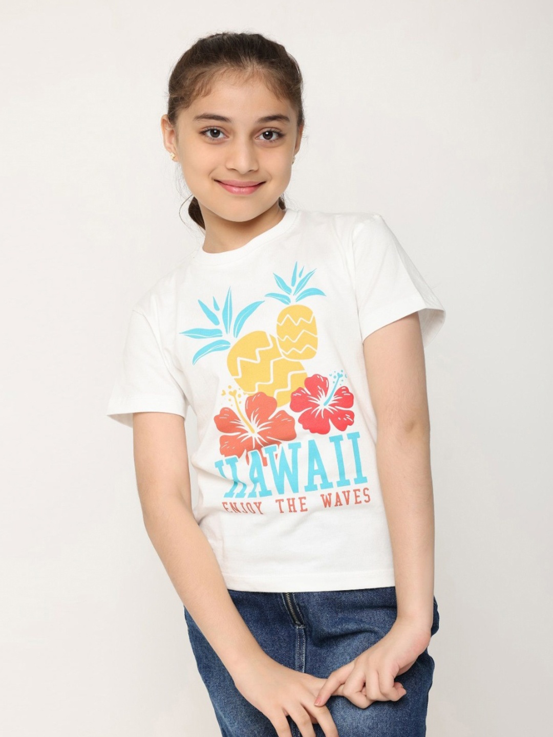 

Wakai Girls Floral Printed Round Neck Cotton T-shirt, Off white