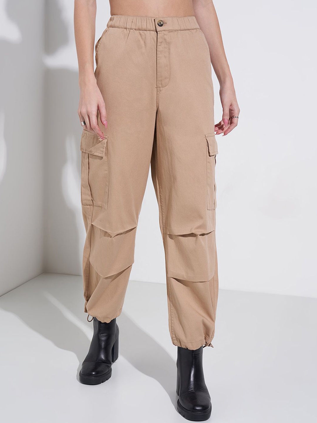 

SF JEANS by Pantaloons Women Relaxed Fit High-Rise Flat-Front Cotton Cargo Styles Joggers, Khaki