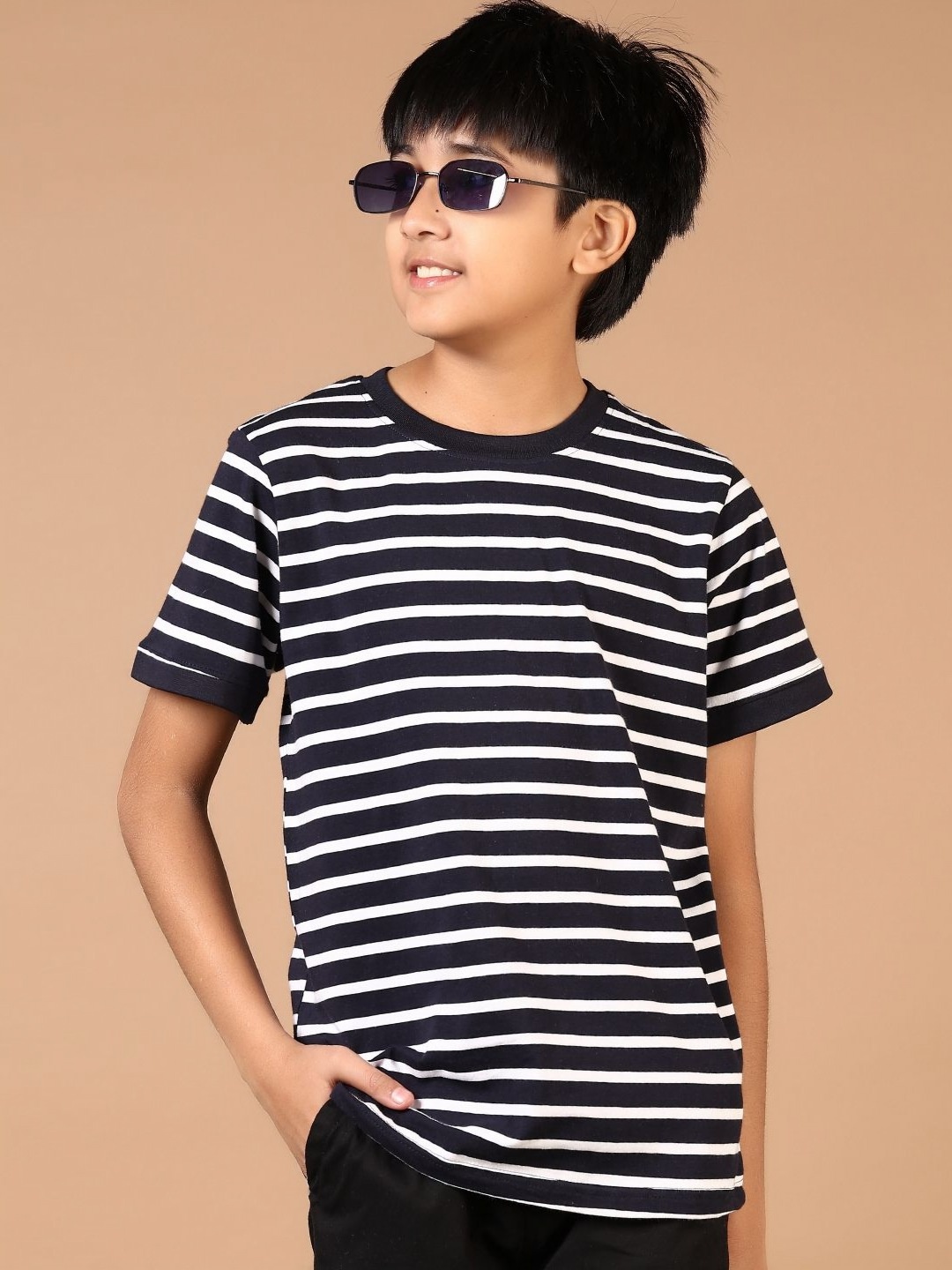 

V-Mart Boys Striped Round Neck Cotton T-shirt, Navy blue