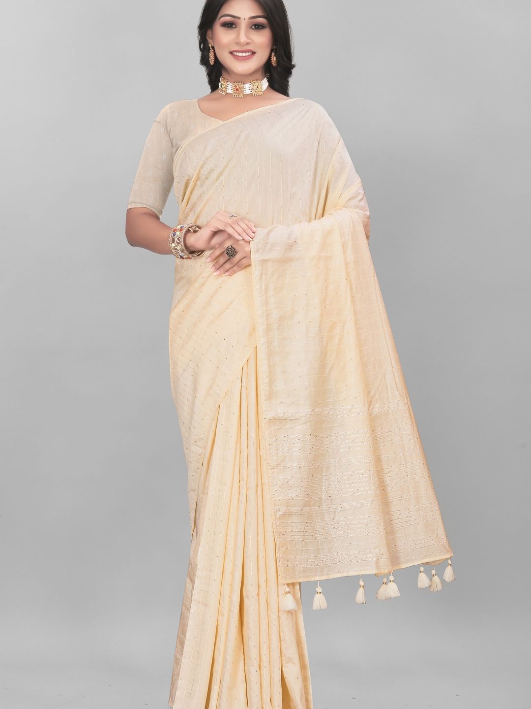 

Suha Woven Design Zari Saree, Peach