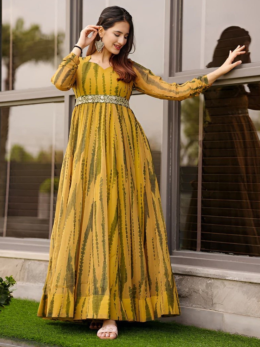 

Raiyani Enterprise Women Sweetheart Neck Printed Maxi Dress, Yellow