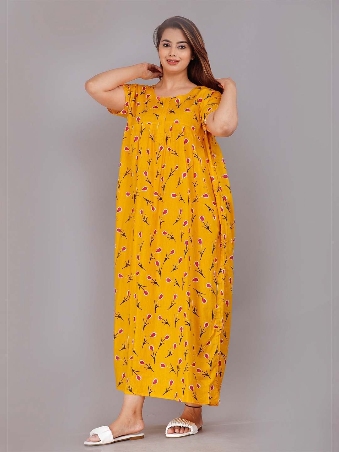 

PR PINK ROYAL Women Printed Pure Cotton Maxi Nightdress, Yellow