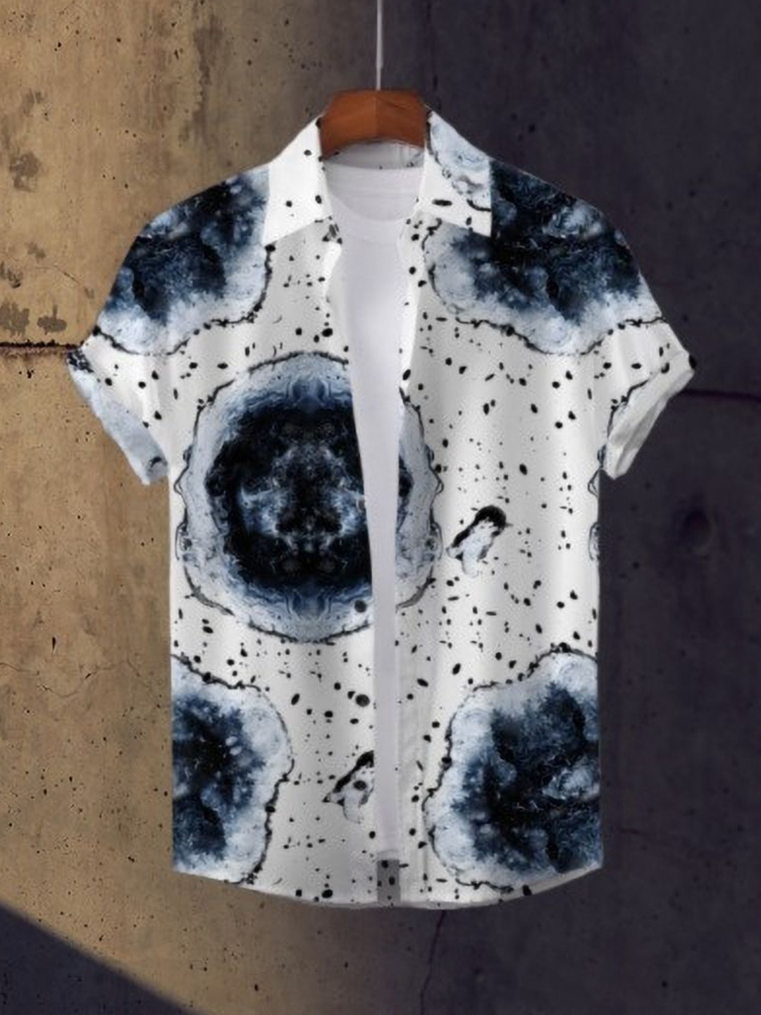 

iCome Men Spread Collar Abstract Printed Cotton Linen Casual Shirt, White
