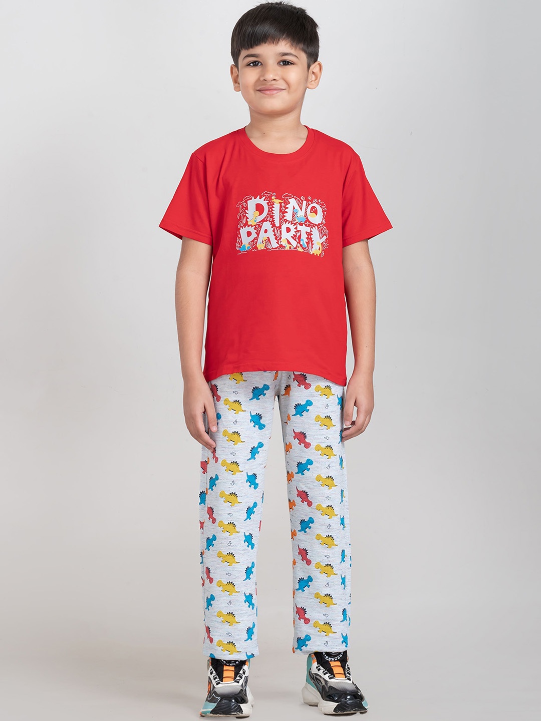 

Taatoom Boys Printed Night suit, Red