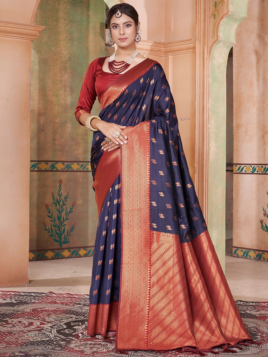 

LeeliPeeri Designer Ethnic Motifs Woven Design Zari Kanjeevaram Saree, Navy blue