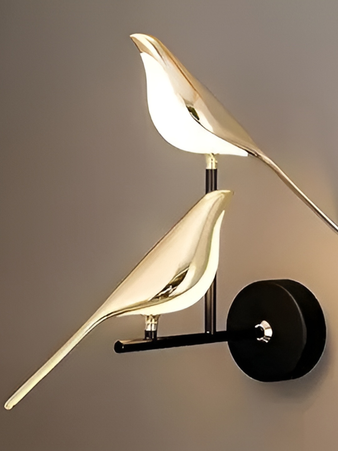 

KINIS Gold-Toned & Brown Golden Bird Shaped Wall Lamp