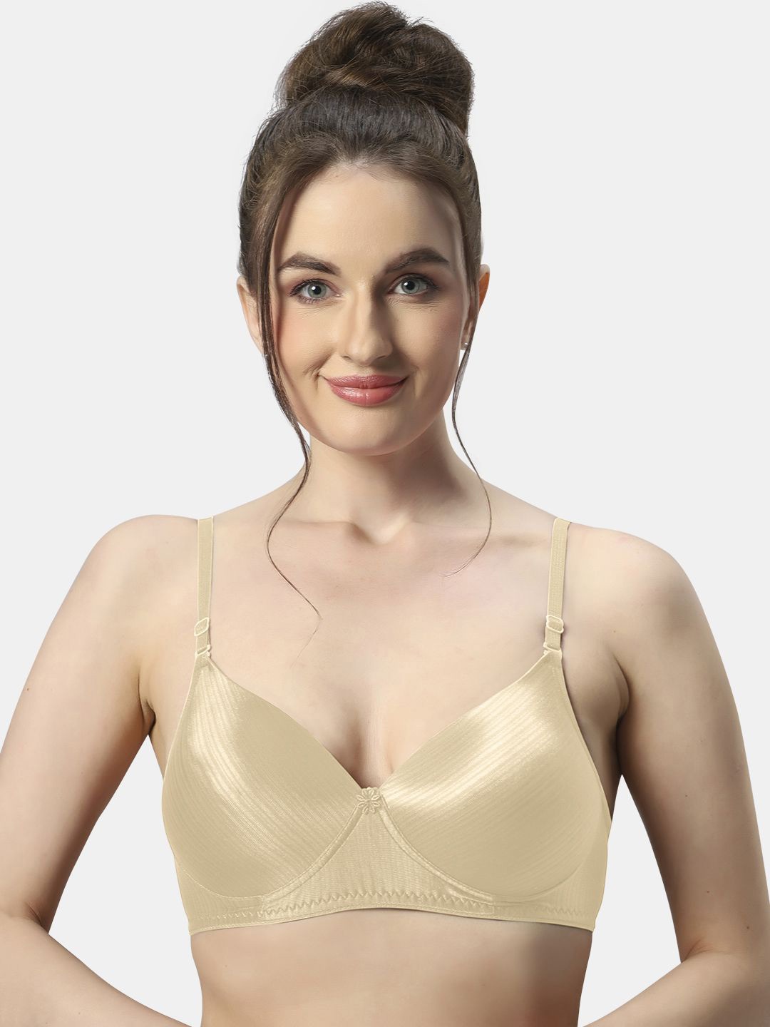 

Sonari Full Coverage Lightly Padded Non-Wired Convertible Straps T-shirt Bra, Nude
