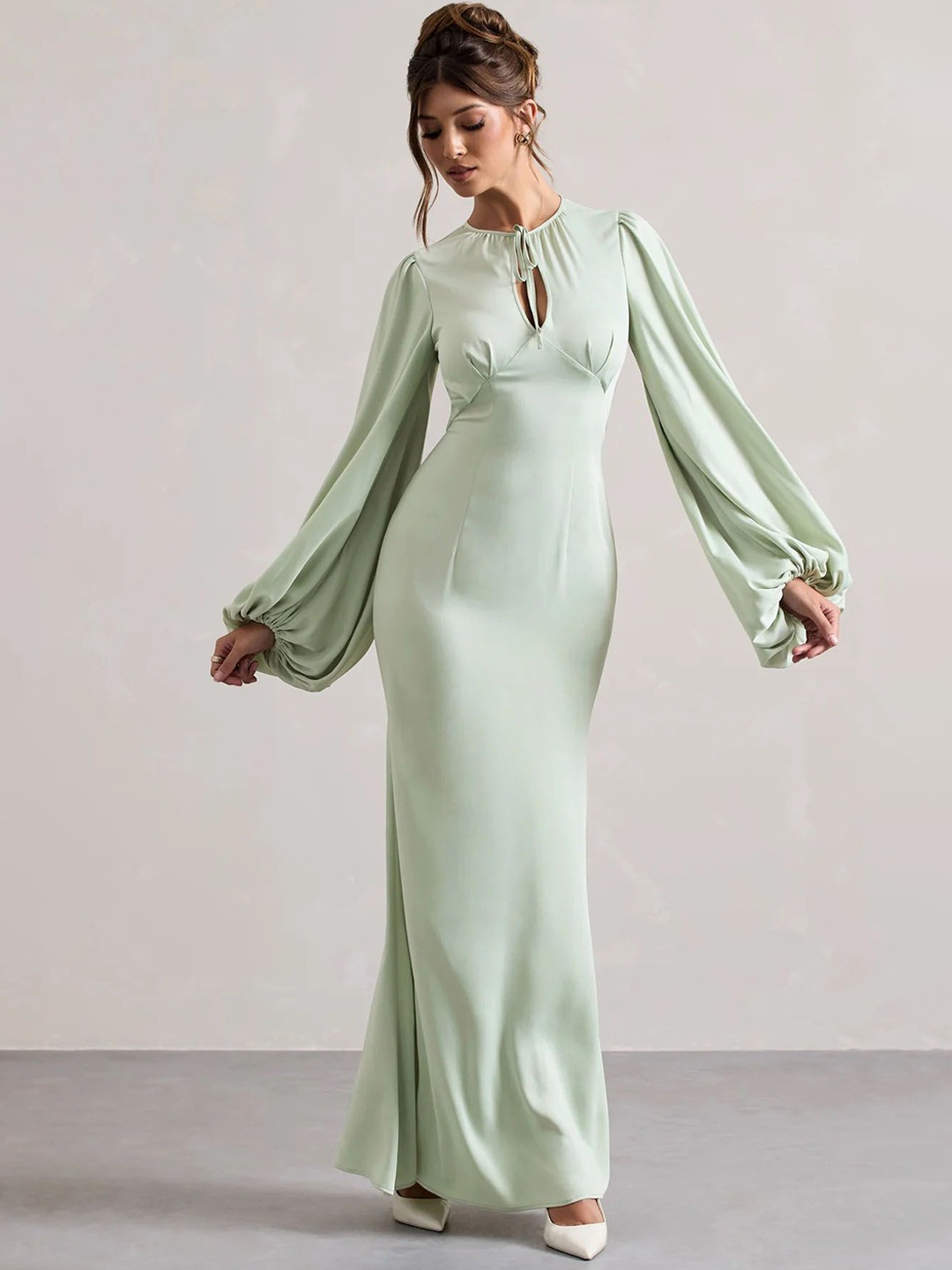 

TRAQUILA Women Tie-Up Neck Bishop Sleeves Maxi Dress, Sea green