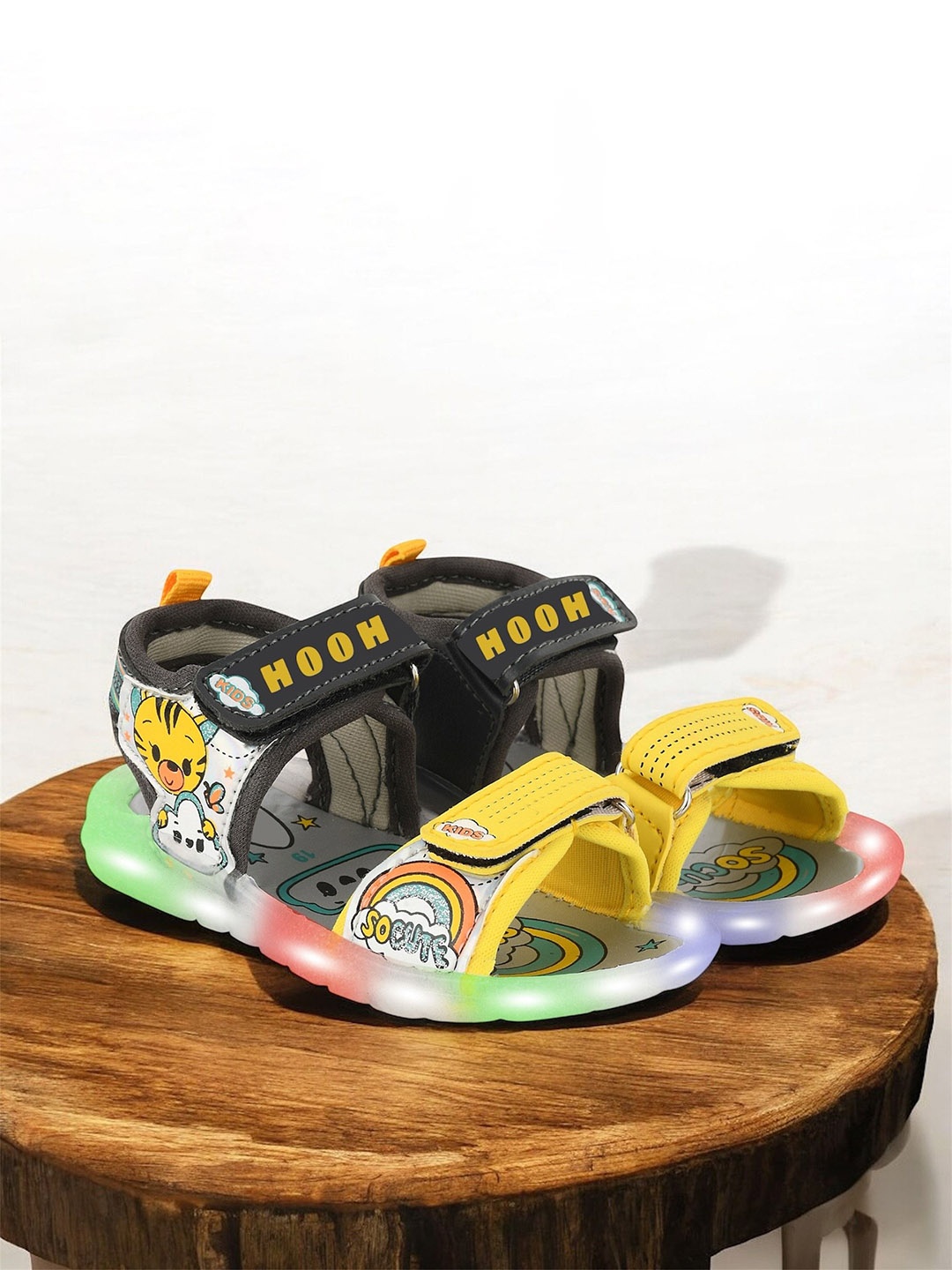 

HOOH Now Comfort in Fashion Unisex Kids Graphic Printed Sports Sandals, Yellow
