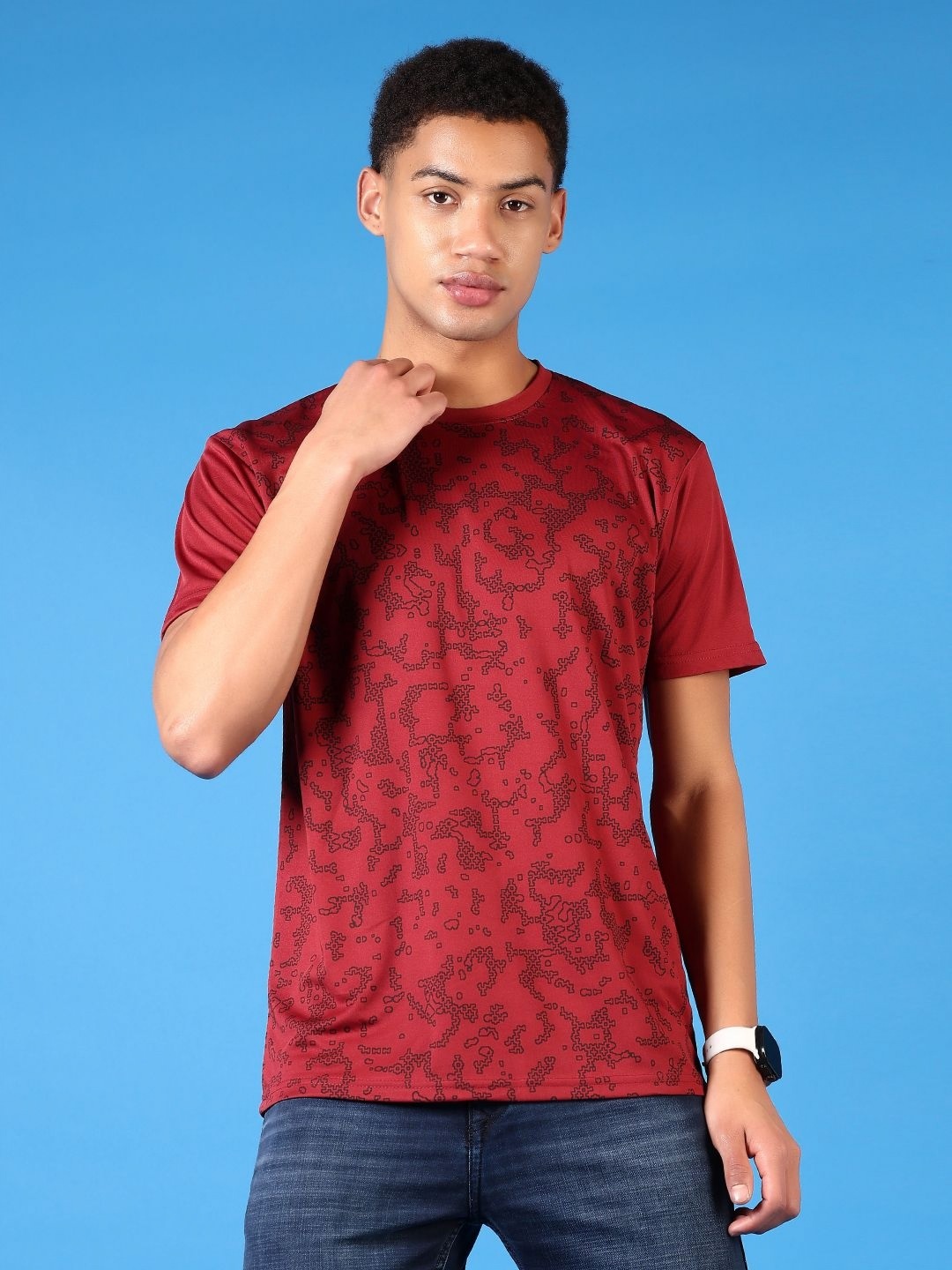 

V-Mart Men Graphic Printed Round Neck T-shirt, Maroon