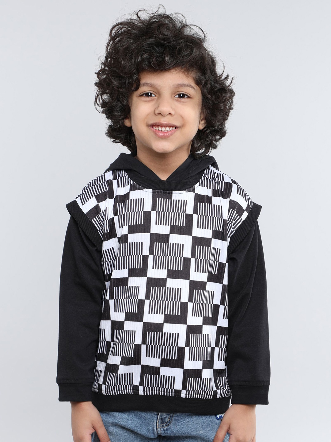 

taffykids Girls Self Design Hooded Sweatshirt, Black