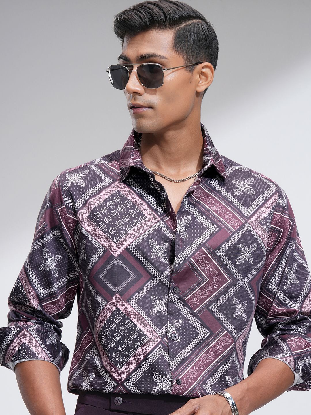 

Locomotive Premium Men Satin Printed Occasion Shirt, Grey