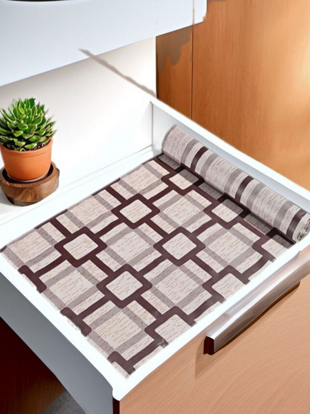 

REVEXO Grey & Brown Printed Water-Resistant Shelf Liner