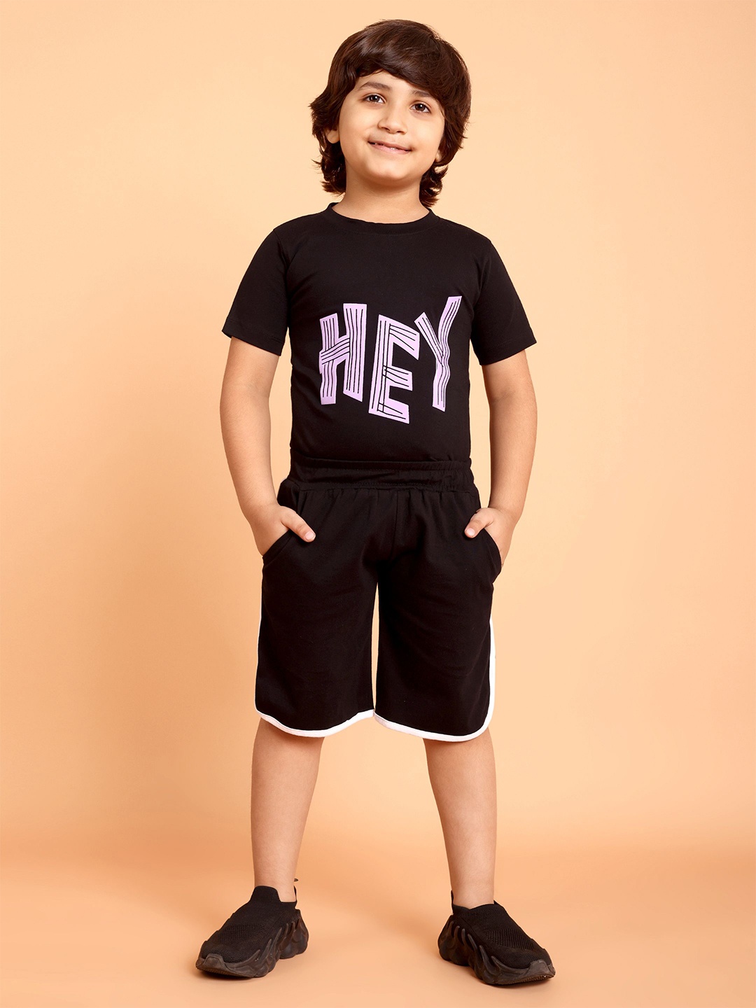 

YK Boys Typography Printed Pure Cotton T-shirt With Shorts, Black