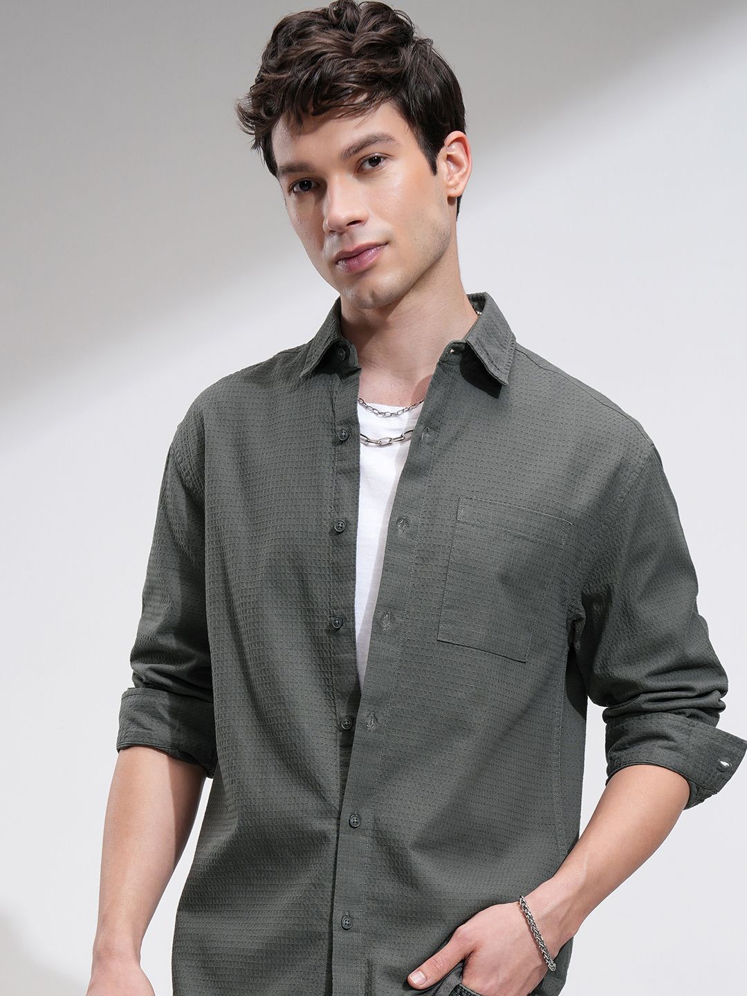

HIGHLANDER Men Relaxed Fit Spread Collar Textured Cotton Casual Shirt, Olive