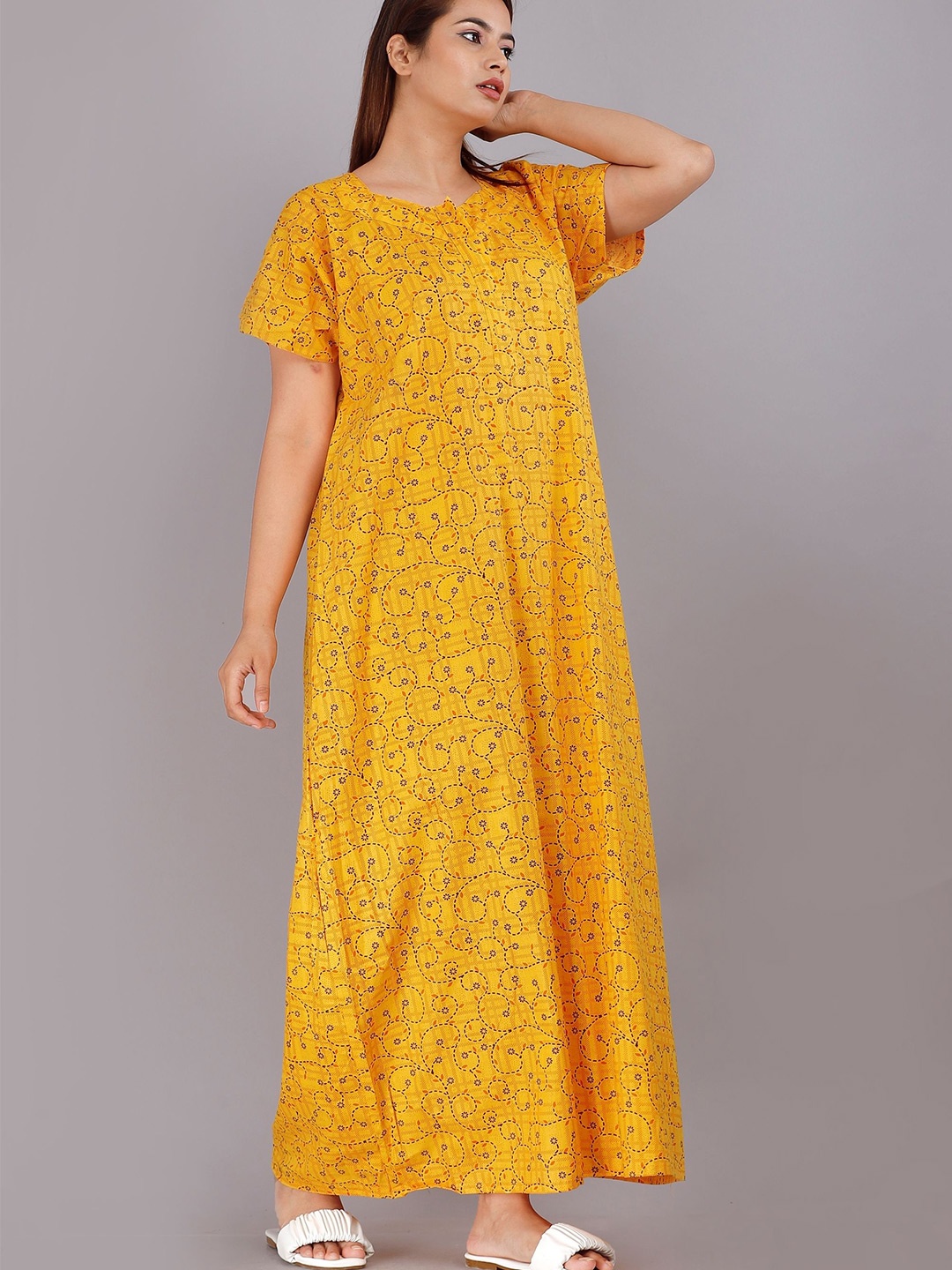 

PR PINK ROYAL Women Printed Maxi Nightdress, Yellow