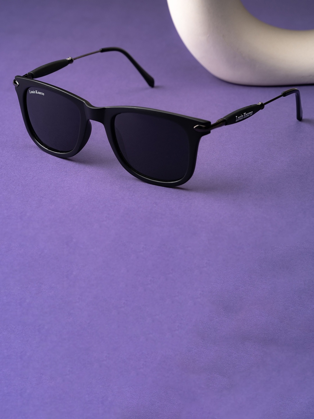 

LOUIS KOUROS Unisex Square Sunglasses with UV Protected Lens SUN-LK-2148-BLK1BLK-M, Black