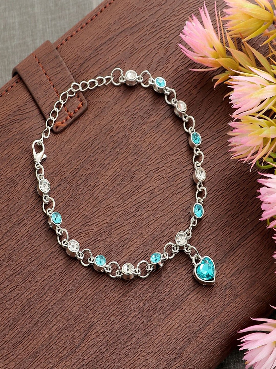 

DressBerry Silver-Plated Crystals Studded Heart Charm Bracelet