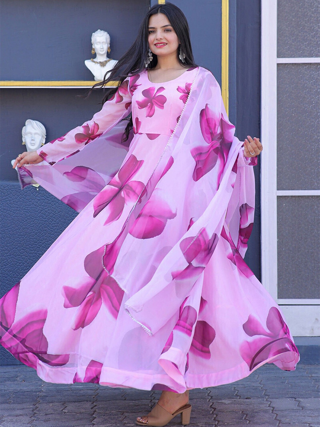 

Raiyani Fashion Women Floral Printed Maxi Dress With Dupatta, Pink