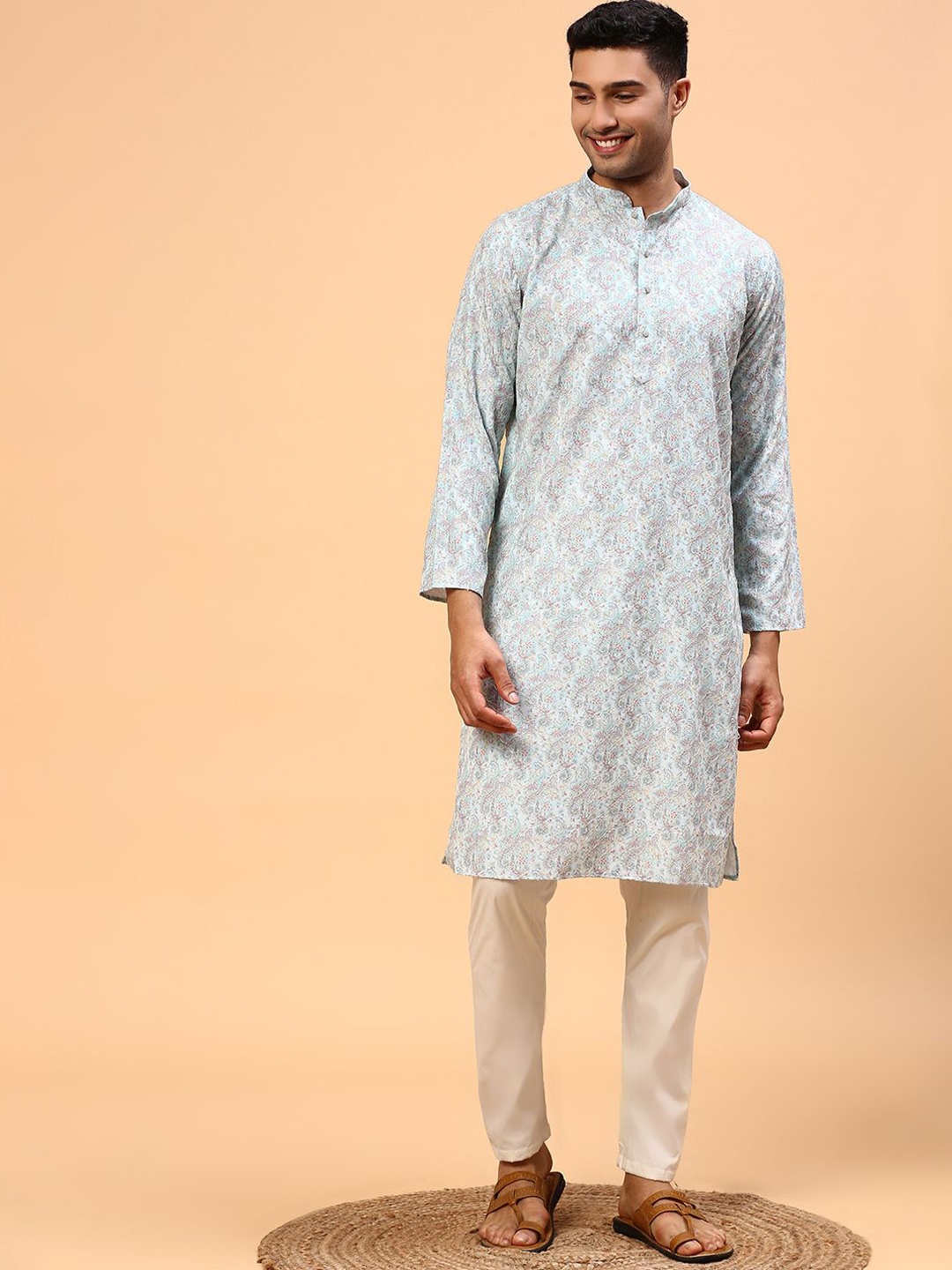 

CS EL Floral Printed Thread Work Mandarin Collar Pure Cotton Straight Kurta, Blue