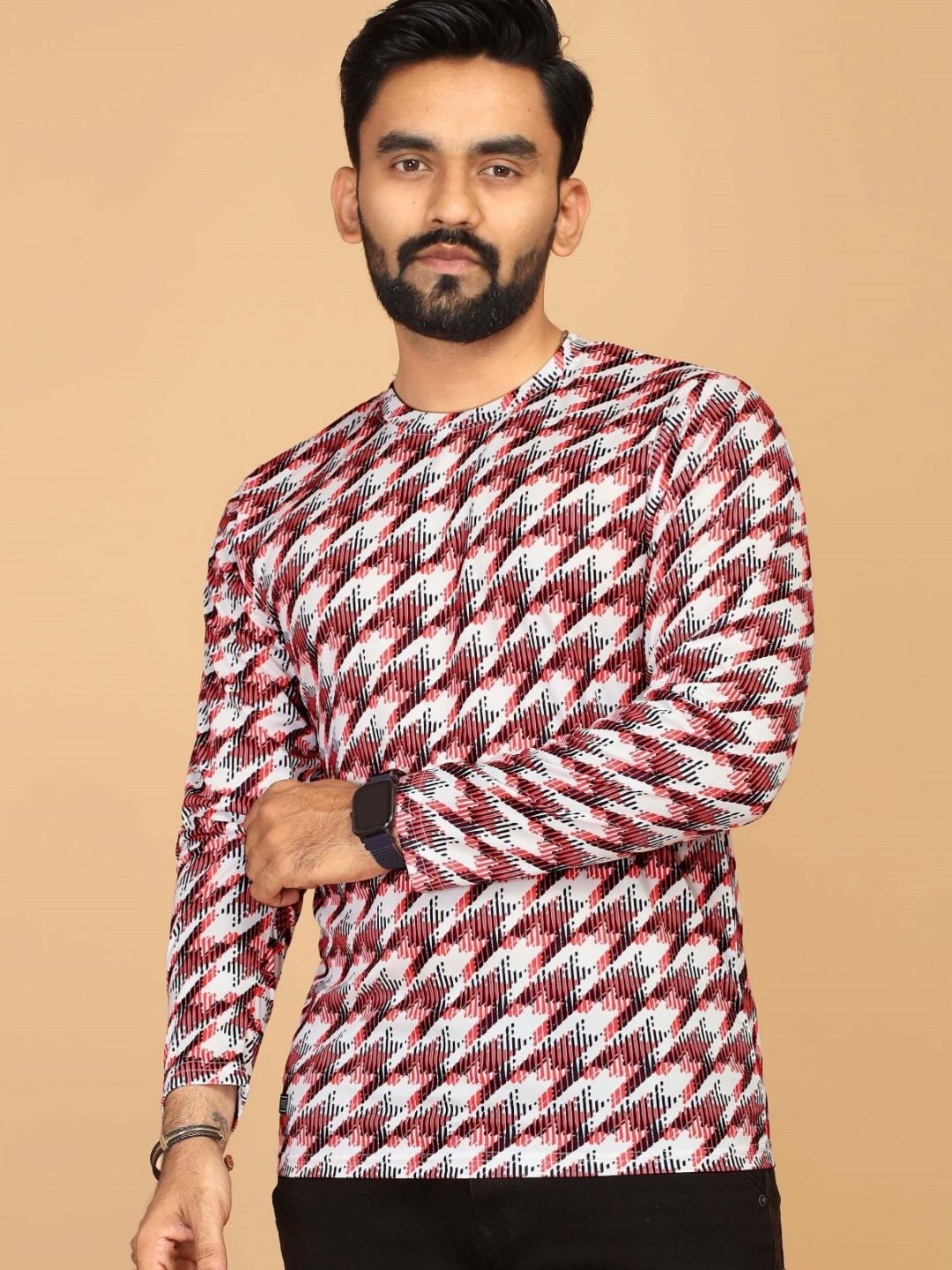 

FABRIPPLE Men Dyed Pockets T-shirt, Red