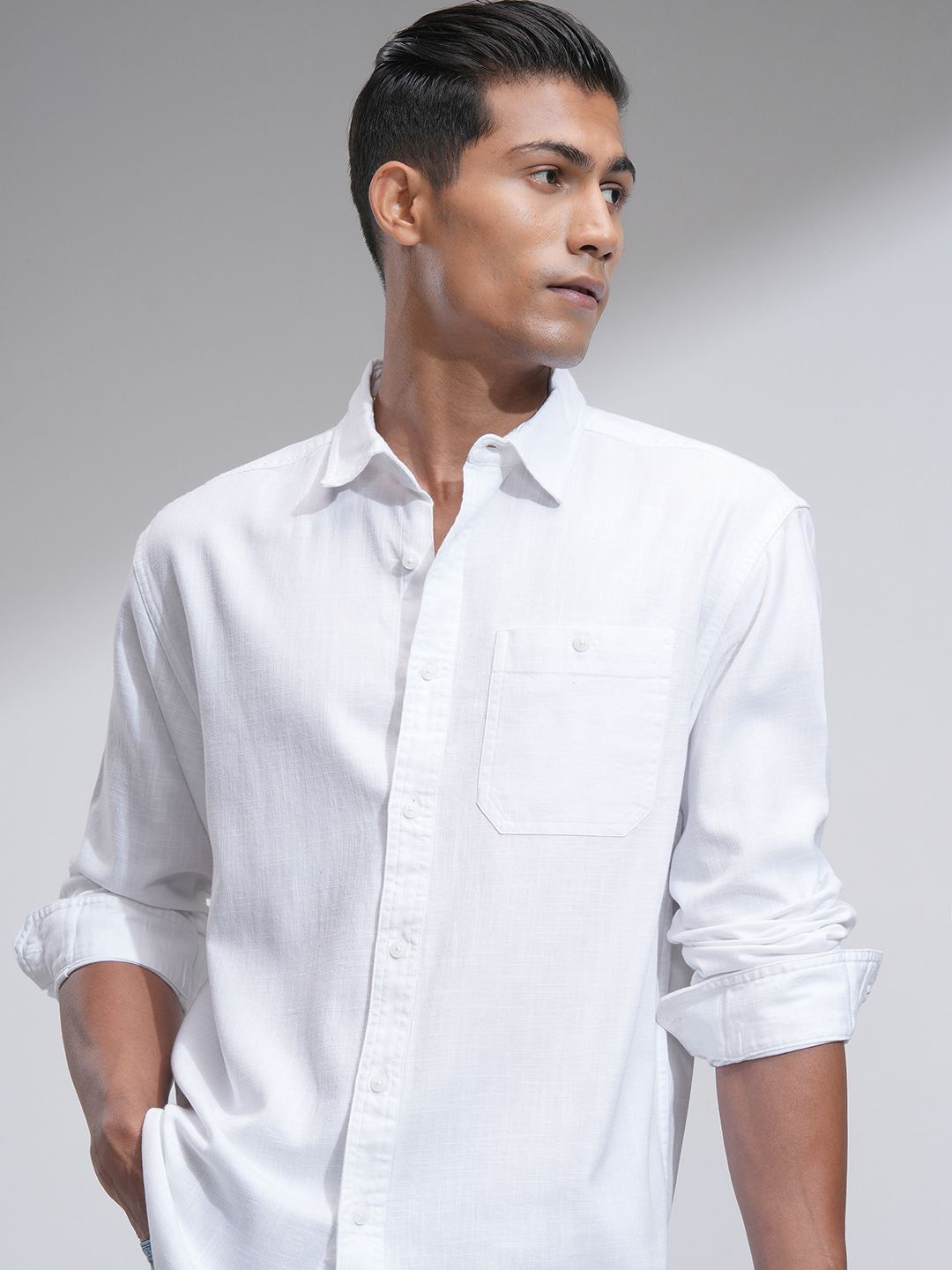

HIGHLANDER Men Relaxed Fit Spread Collar Solid Cotton Casual Shirt, White