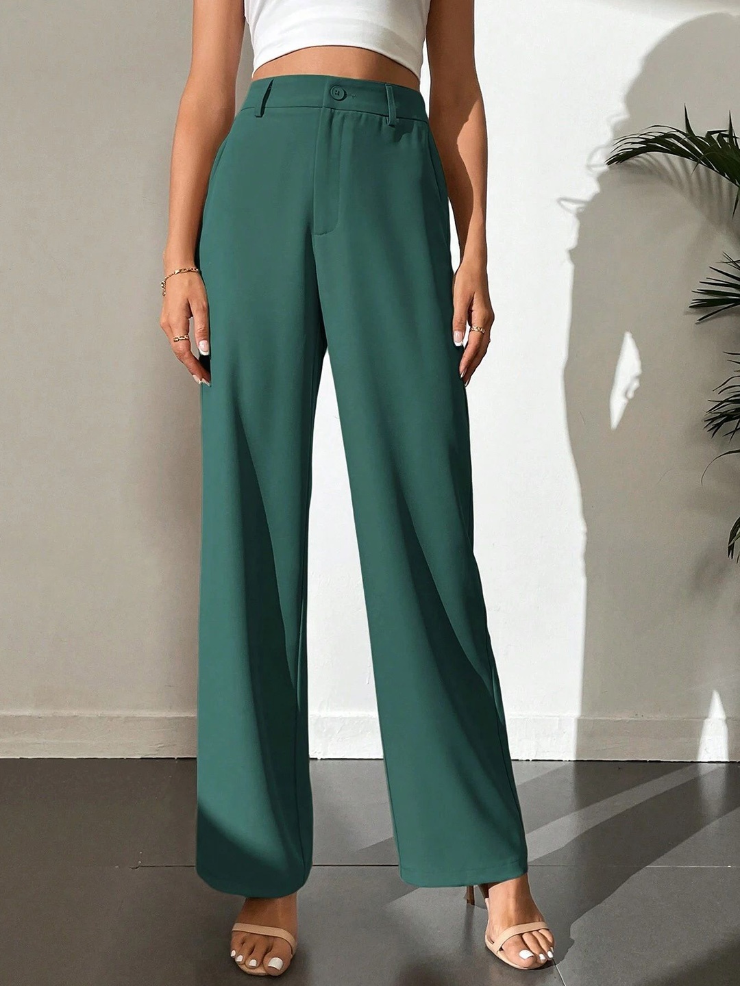 

FNOCKS Women High-Rise Cotton Trousers, Green