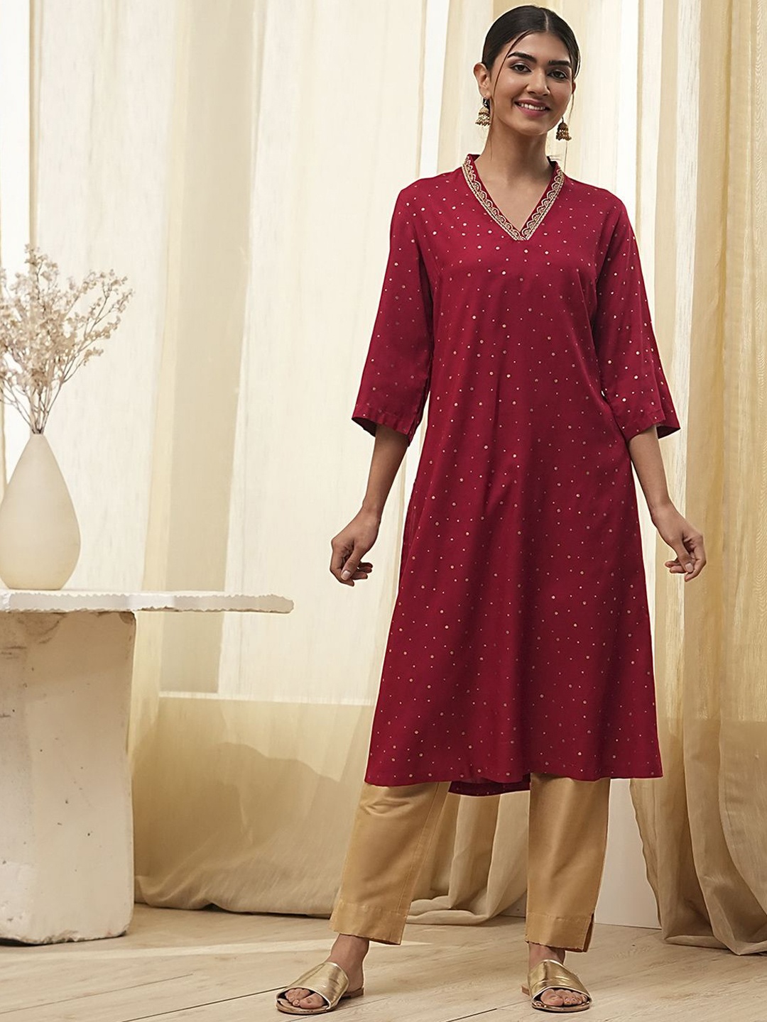 

Biba Women Ethnic Motifs Embroidered Thread Work Kurta, Red