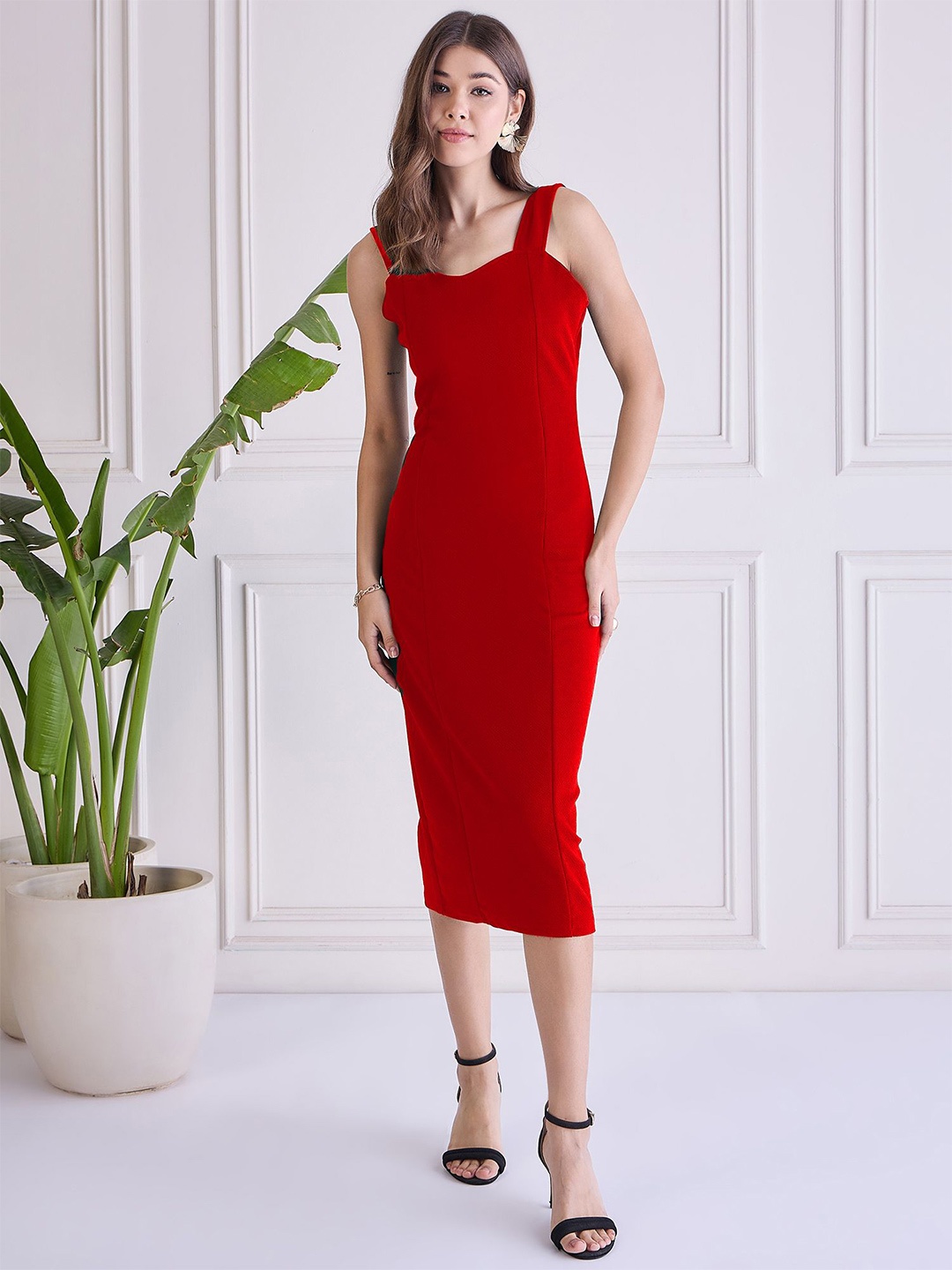 

Chemistry Solid Sweetheart Neck Midi Bodycon Dress, Red