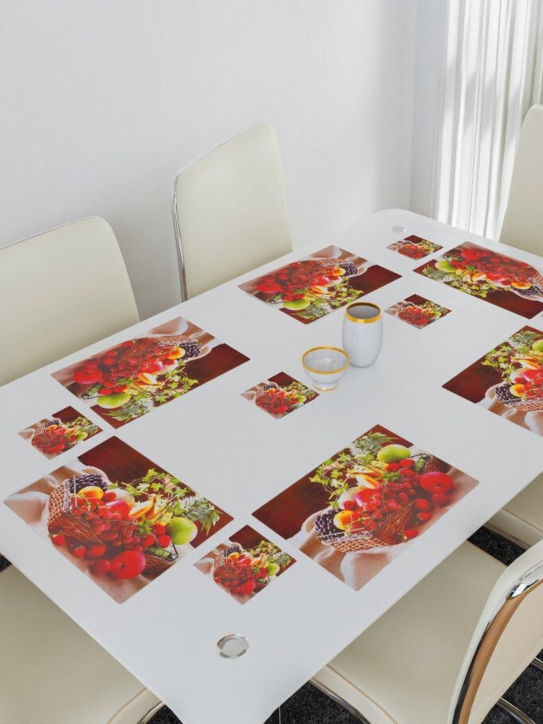 

REVEXO Red & Green 12 Pieces Printed Table Placemats & Coasters