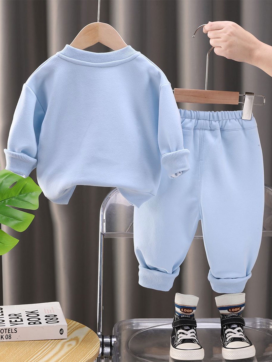 

StyleCast x Revolte Boys Printed Round Neck T-shirt With Trousers, Blue