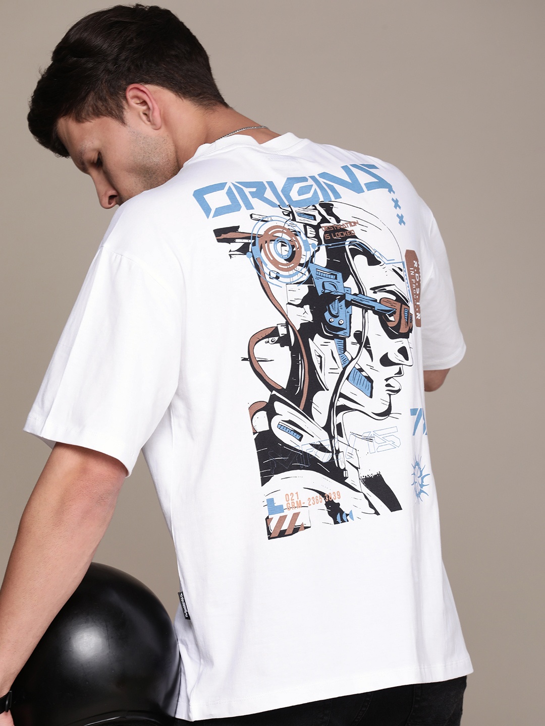

Roadster Men Graphic Printed Pure Cotton T-shirt, White