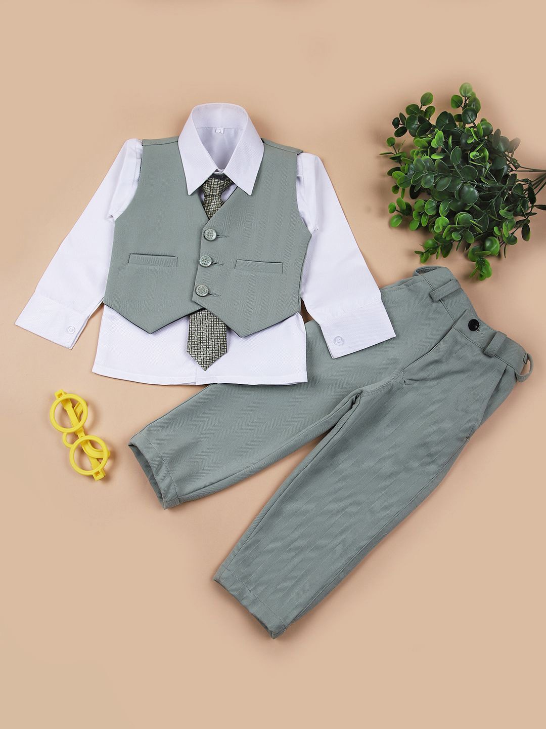 

V-Mart Boys Single-Breasted Cotton Four-Piece Suit, Grey