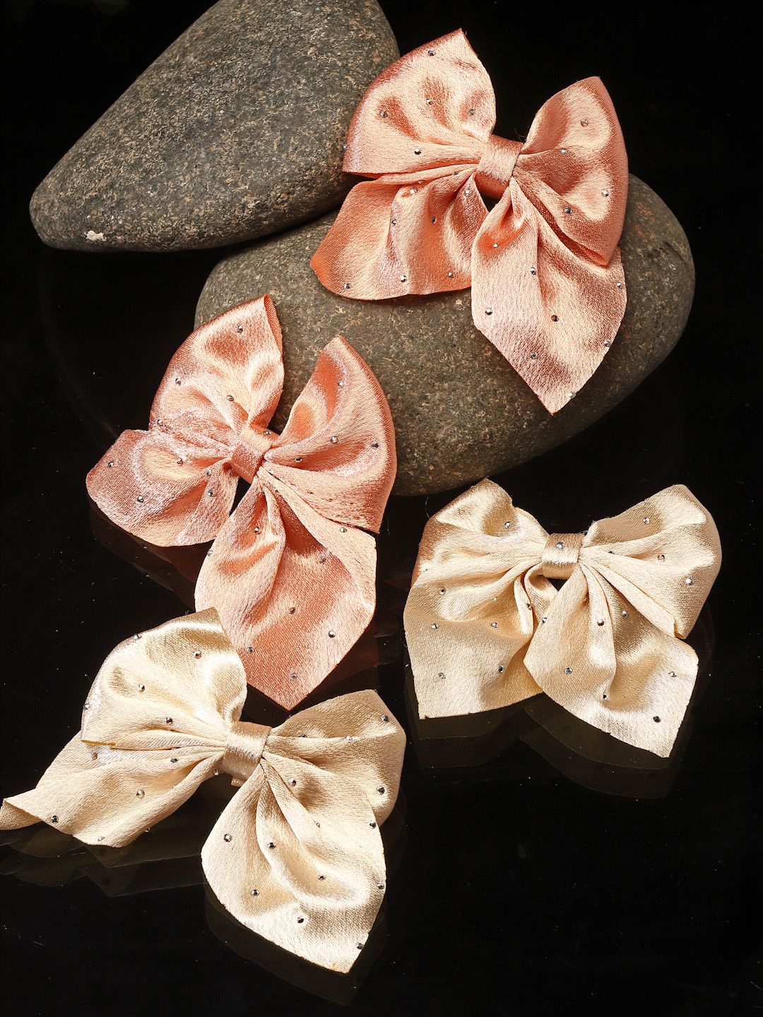 

Stoln Set of 4 Bow Detailed With Stone Embellished Hair Clips, Peach
