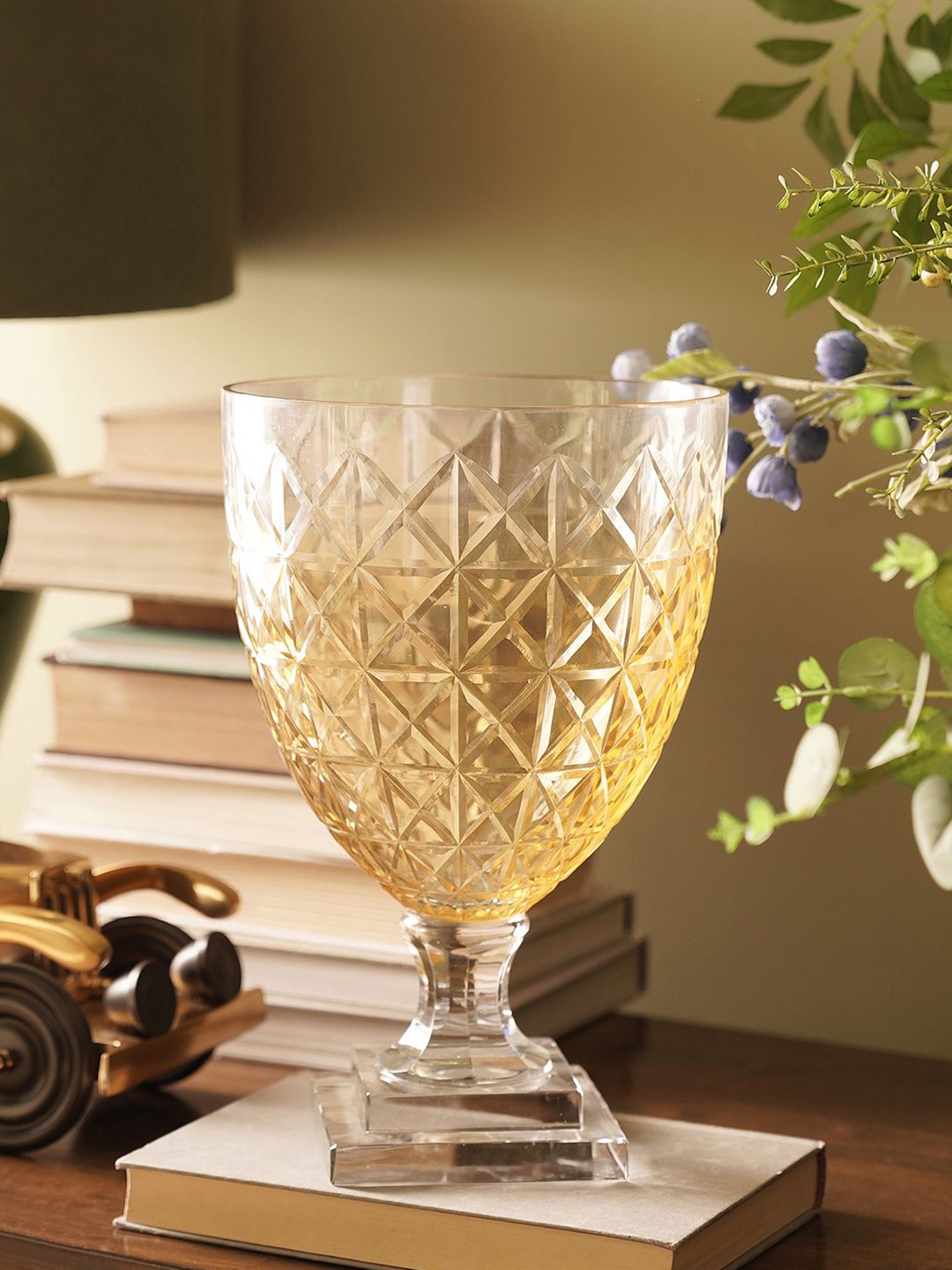 

Pure Home and Living Gold-Toned & Transparent Glass Candle Holder