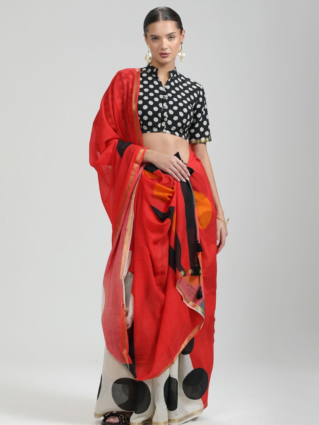 

Suha Printed Zari Pure Cotton Saree, Red
