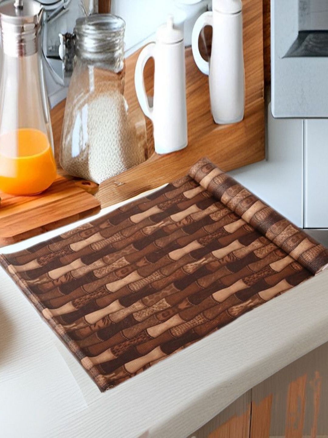 

REVEXO Brown & Beige Printed Water-Resistant Shelf Liner
