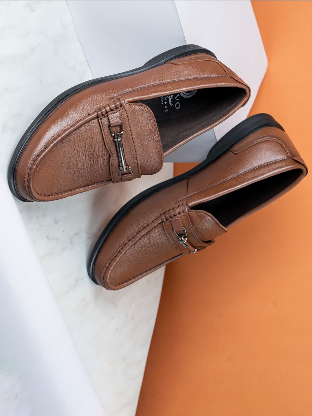 

PRIVO by Inc.5 Men Leather Loafers, Tan