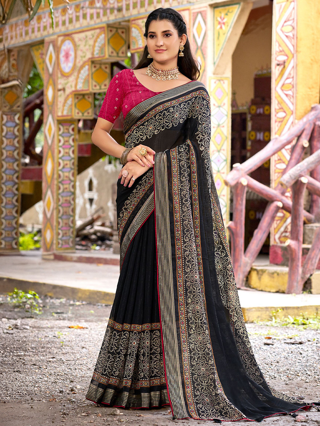 

NIRMAL CREATION Bandhani Pure Crepe Saree, Black