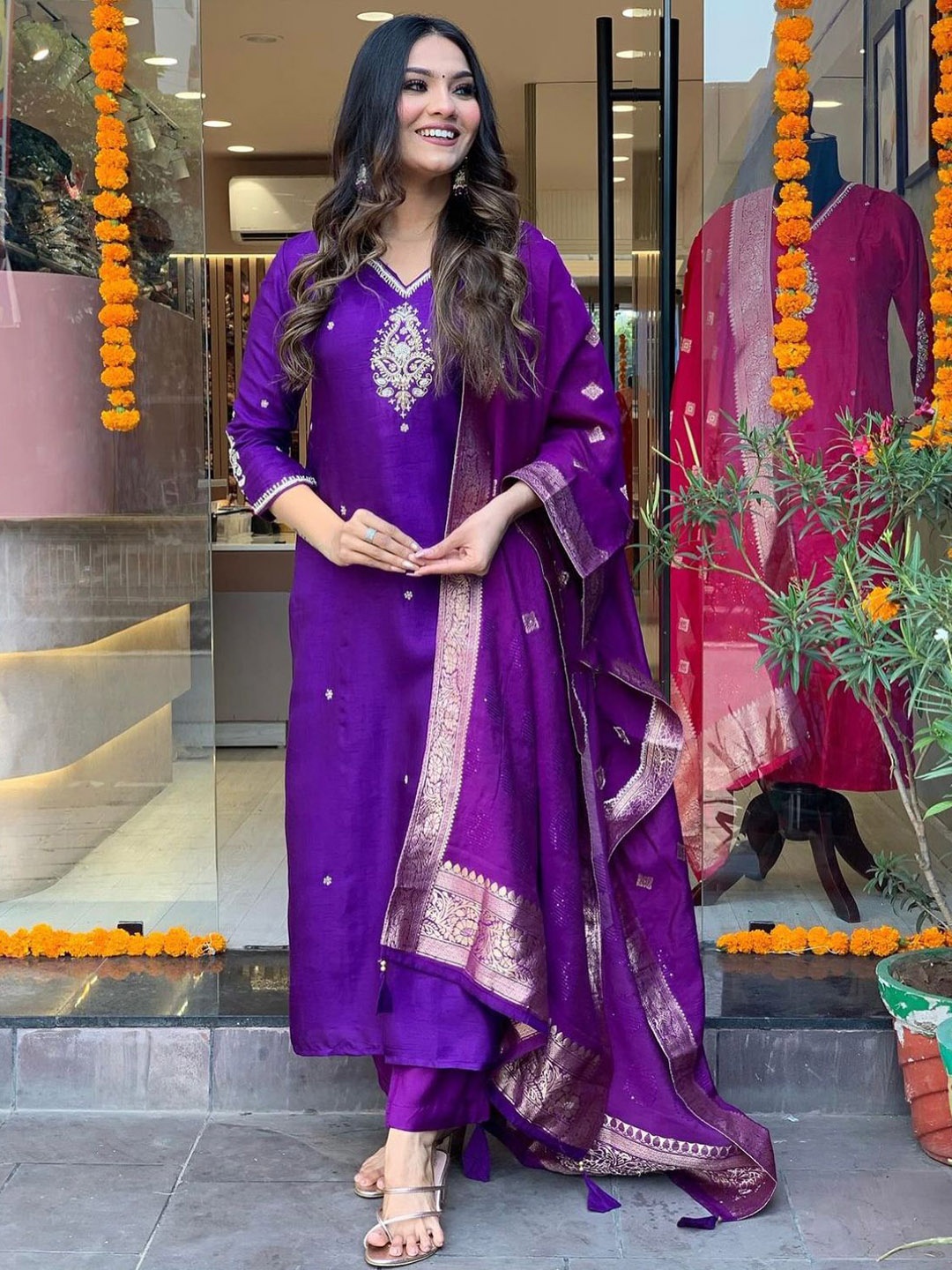 

Kurti Culture Stones & Beads Embellished V Neck Kurta With Trousers & Dupatta, Purple