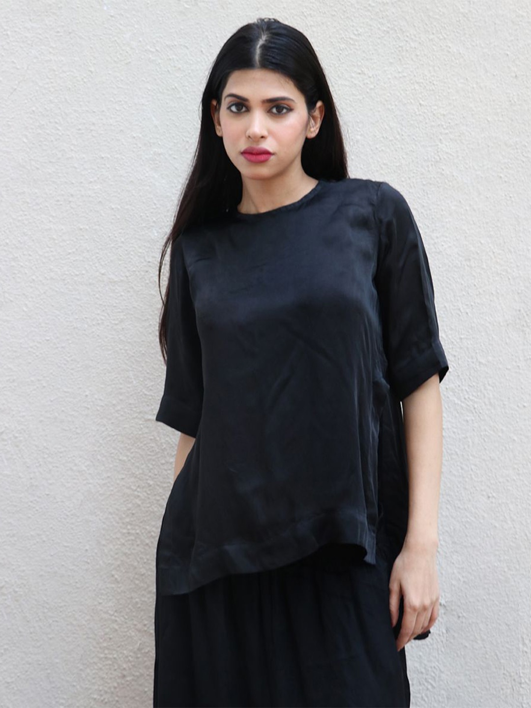 

Chidiyaa Women Sway Wander Modal Silk Top, Black