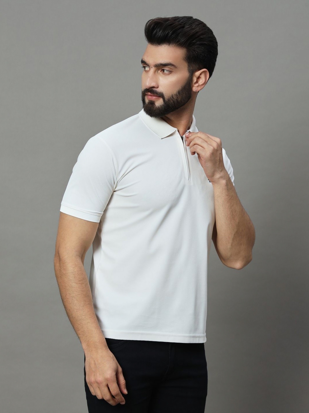 

RENUOVO Men Solid Polo Collar Cotton T-shirt, White