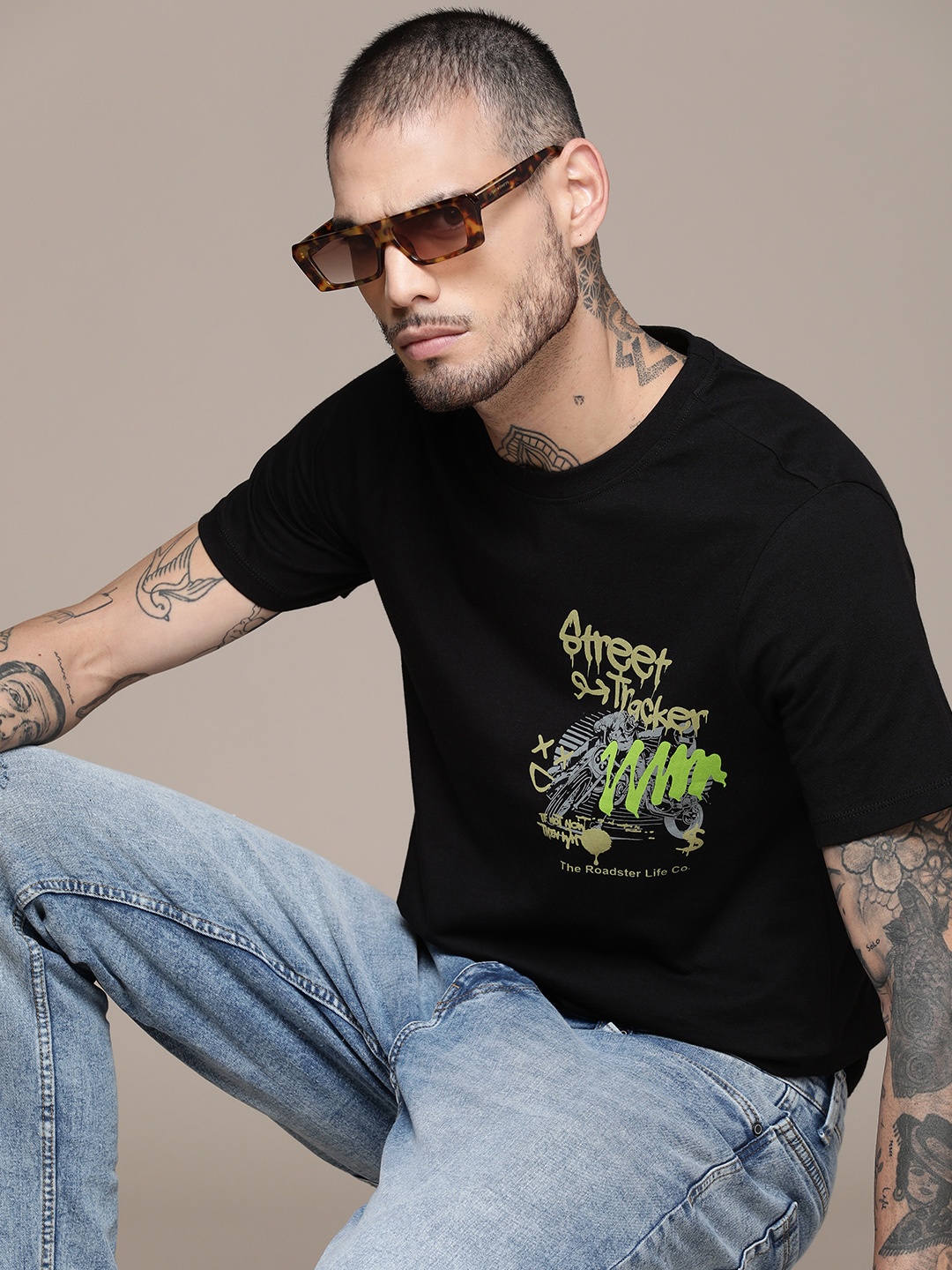 

The Roadster Lifestyle Co. Oversized Fit Pure Cotton Graphic Printed Casual T-shirt, Black