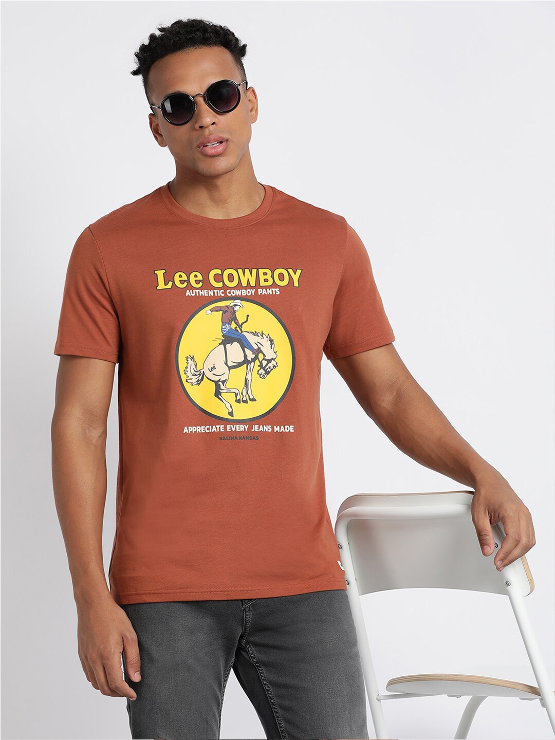 

Lee Graphic Printed Short Sleeves Cotton T-shirt, Brown