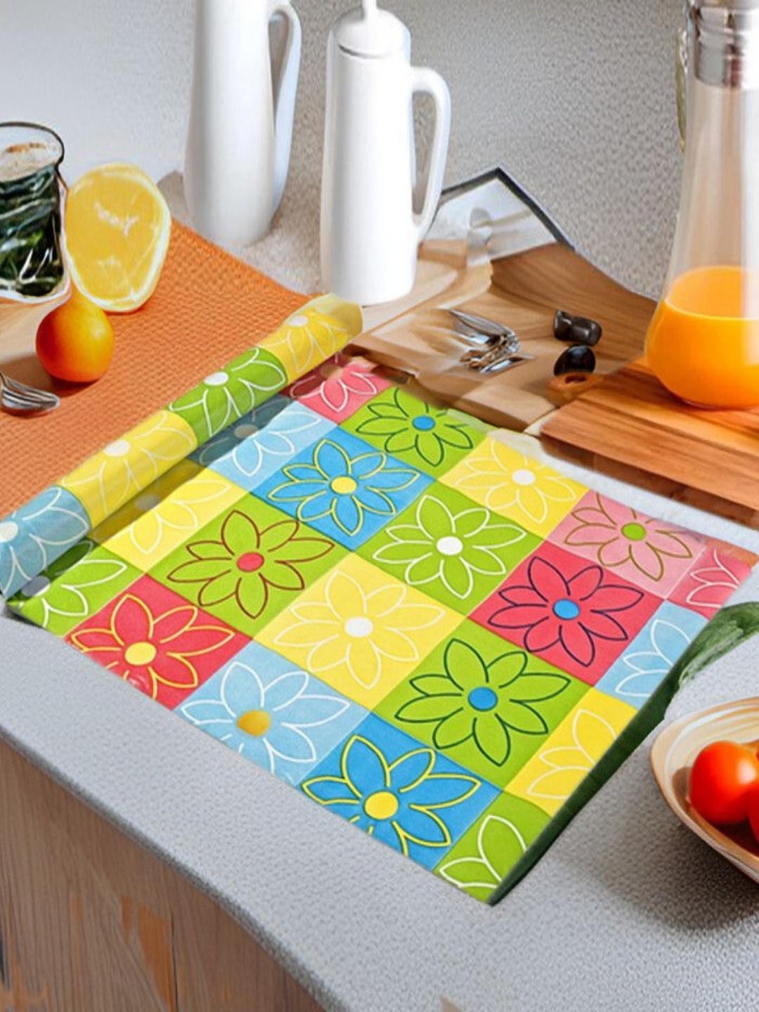 

REVEXO Blue & Yellow Printed Water-Resistant Shelf Liner