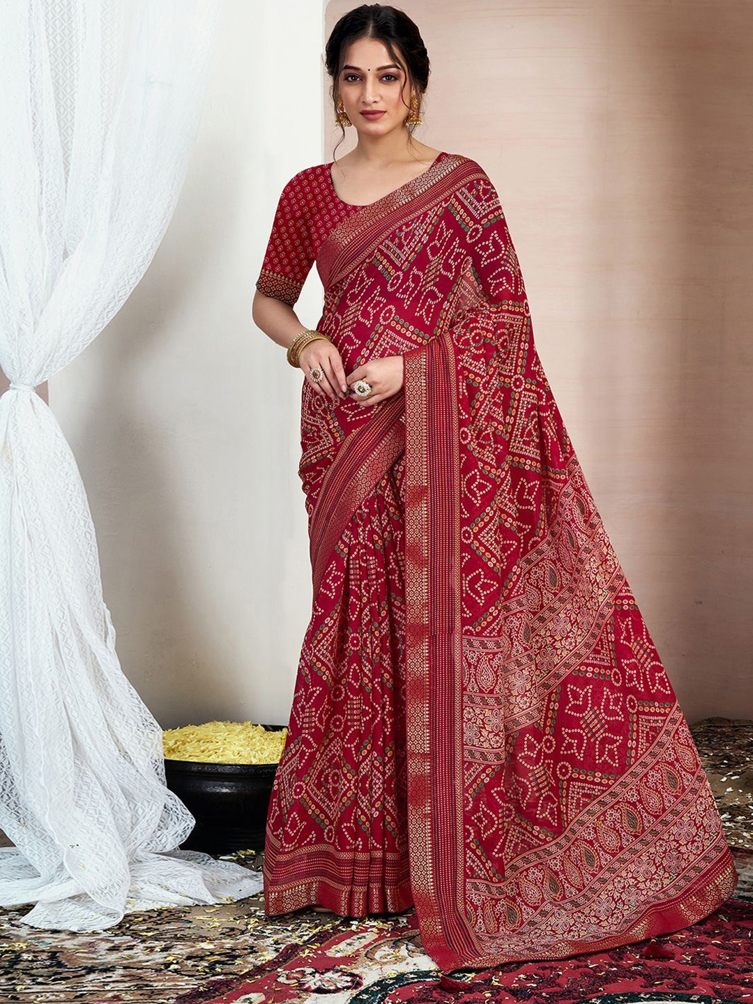 

KALINI Bandhani Zari Pure Chiffon Bandhani Saree, Red