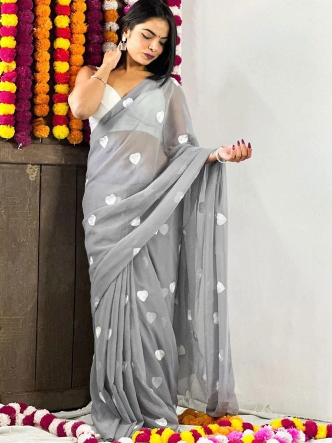 

Moda Rapido Embroidered Pure Georgette Saree, Grey