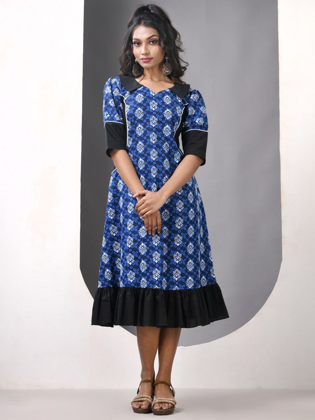 

Charukriti Printed Cotton A-line Ethnic Dress, Blue