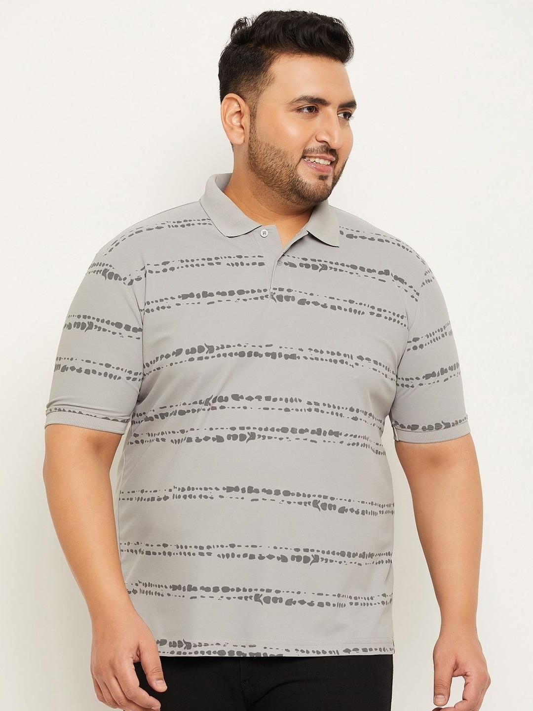

RENUOVO Men Printed Polo Collar Pockets T-shirt, Grey