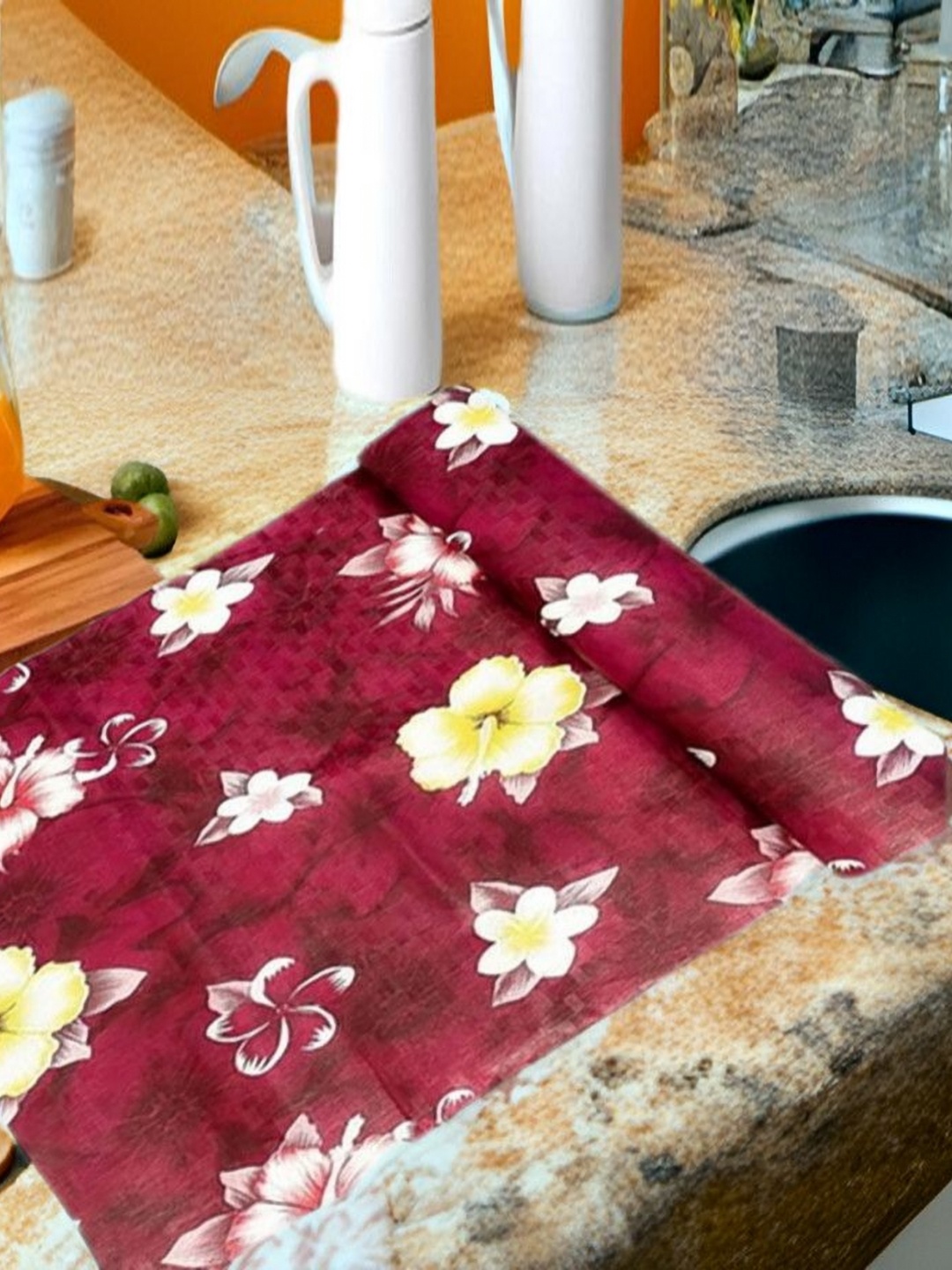 

REVEXO Pink & White Printed Water-Resistant Shelf Liner